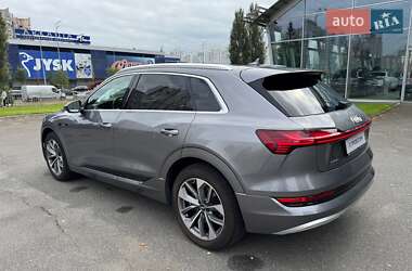 Позашляховик / Кросовер Audi e-tron 2020 в 