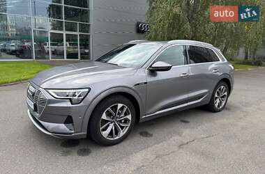 Позашляховик / Кросовер Audi e-tron 2020 в 