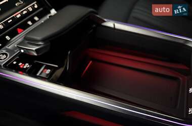 Внедорожник / Кроссовер Audi e-tron 2020 в 