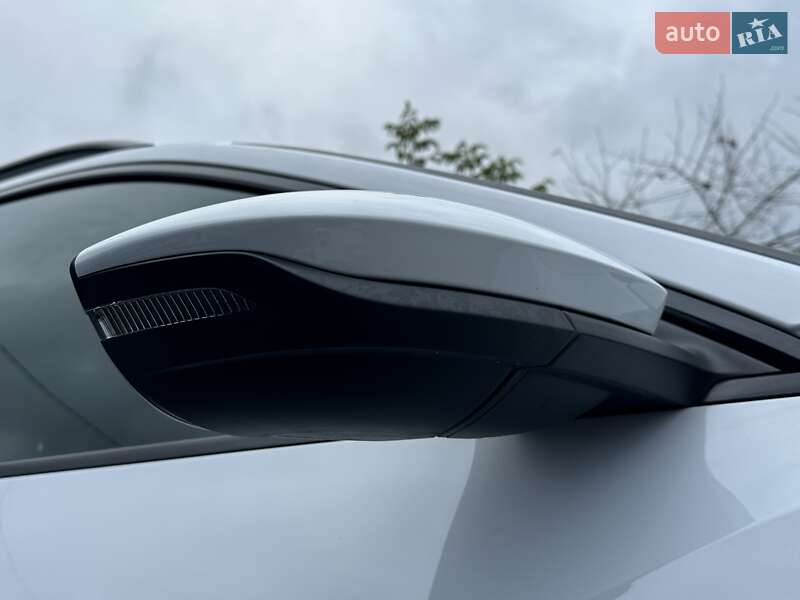 Позашляховик / Кросовер Audi e-tron 2020 в Рівному
