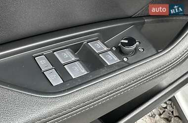 Внедорожник / Кроссовер Audi e-tron 2020 в 