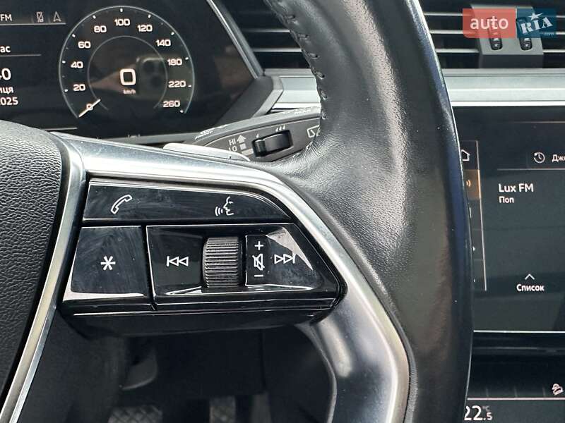 Позашляховик / Кросовер Audi e-tron 2020 в Рівному