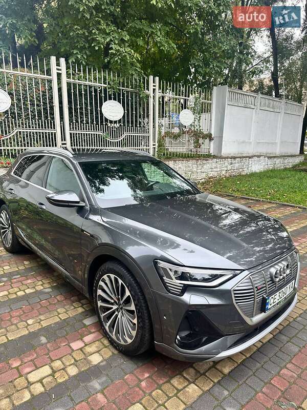 Внедорожник / Кроссовер Audi e-tron 2021 в Черновцах