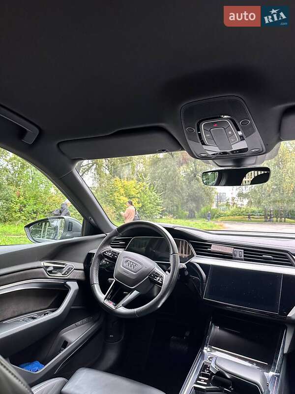 Внедорожник / Кроссовер Audi e-tron 2021 в Черновцах