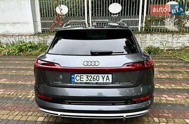 Позашляховик / Кросовер Audi e-tron 2021 в 