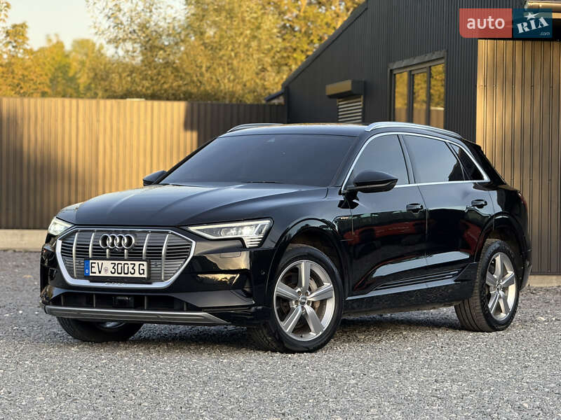 Внедорожник / Кроссовер Audi e-tron 2019 в Дрогобыче