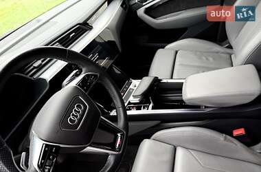 Внедорожник / Кроссовер Audi e-tron 2021 в 