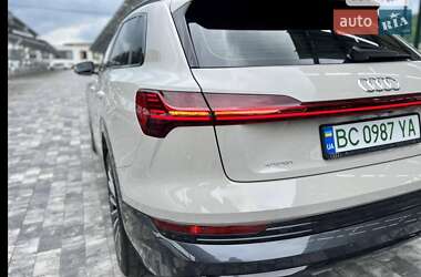 Внедорожник / Кроссовер Audi e-tron 2020 в 
