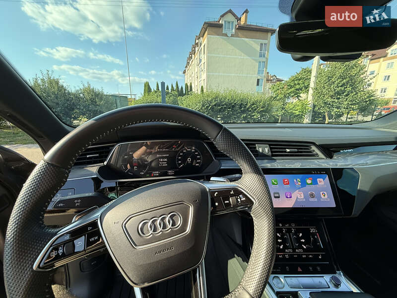 Внедорожник / Кроссовер Audi e-tron 2020 в Киеве