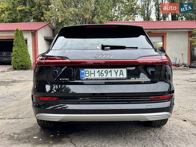 Внедорожник / Кроссовер Audi e-tron 2020 в Одессе