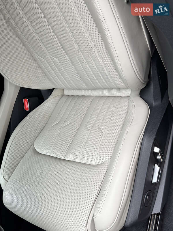 Внедорожник / Кроссовер Audi e-tron 2020 в Одессе