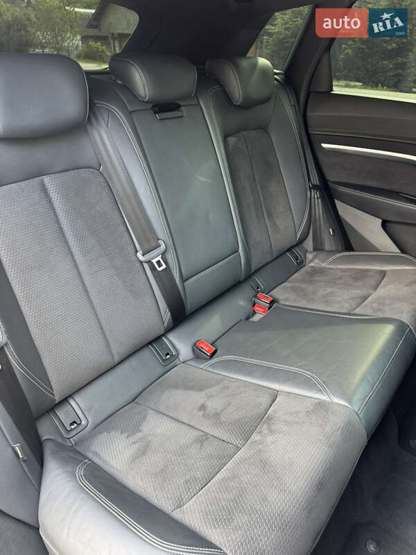 Внедорожник / Кроссовер Audi e-tron 2019 в Львове