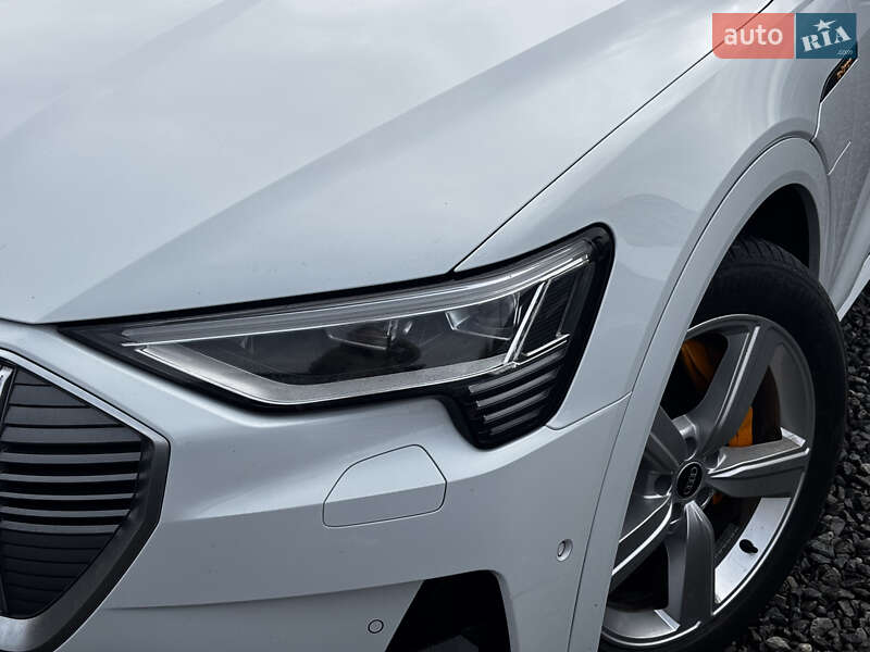Внедорожник / Кроссовер Audi e-tron 2021 в Львове
