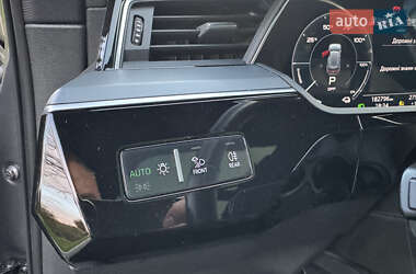 Позашляховик / Кросовер Audi e-tron 2020 в 