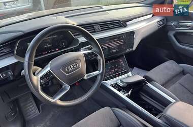 Внедорожник / Кроссовер Audi e-tron 2019 в 