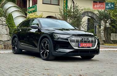 Позашляховик / Кросовер Audi e-tron 2020 в 
