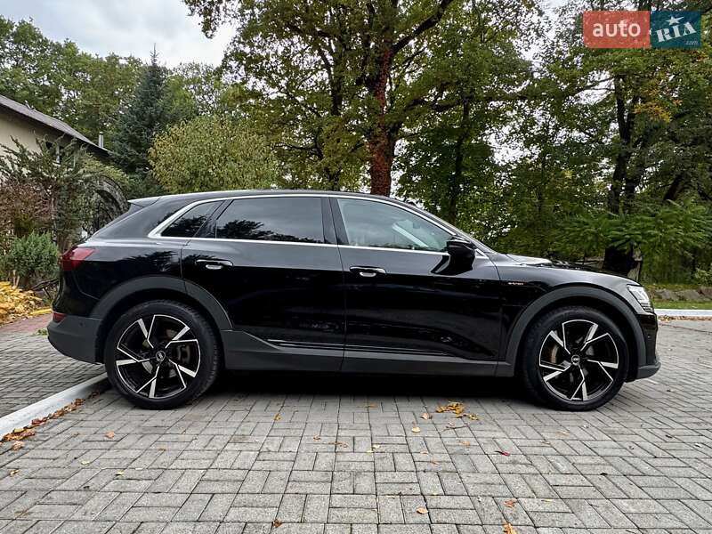 Позашляховик / Кросовер Audi e-tron 2020 в Дрогобичі фото 7 Позашляховик / Кросовер Audi e-tron 2020 в Дрогобичі