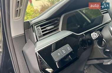 Позашляховик / Кросовер Audi e-tron 2020 в 