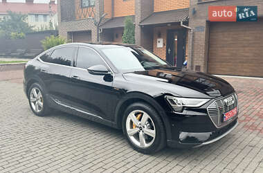 Audi e-tron 2023