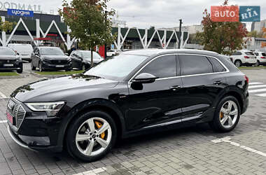 Позашляховик / Кросовер Audi e-tron 2023 в Хмельницькому