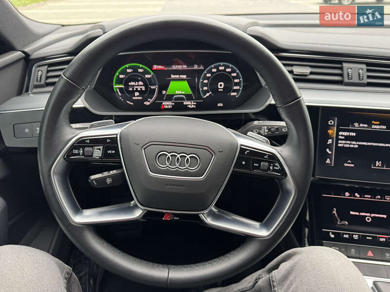 Внедорожник / Кроссовер Audi e-tron 2023 в Хмельницком