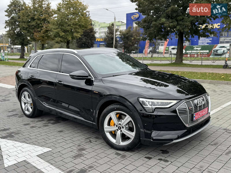 Внедорожник / Кроссовер Audi e-tron 2023 в Хмельницком