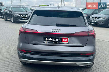 Внедорожник / Кроссовер Audi e-tron 2019 в 