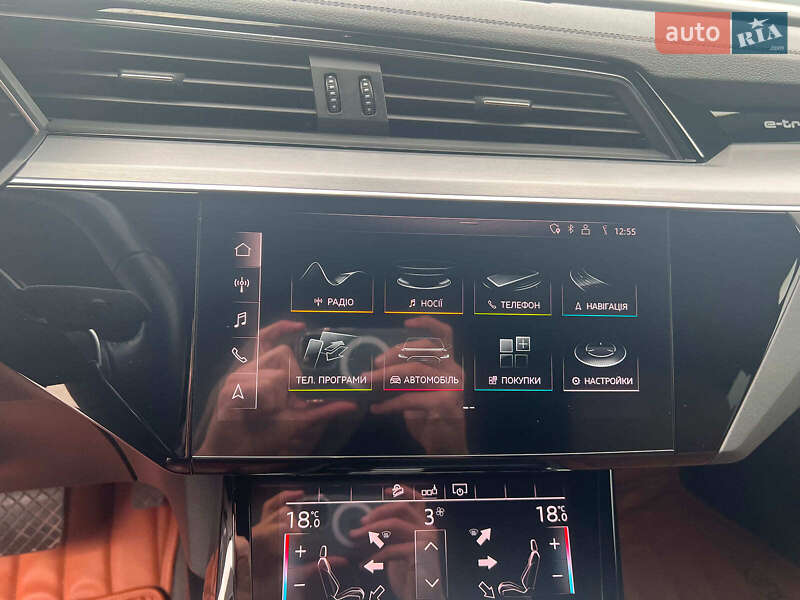 Позашляховик / Кросовер Audi e-tron 2019 в Львові