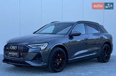 Audi e-tron 2022