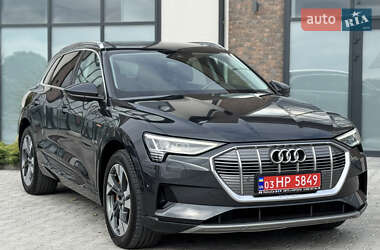 Внедорожник / Кроссовер Audi e-tron 2020 в 