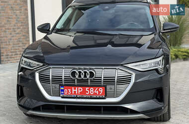 Внедорожник / Кроссовер Audi e-tron 2020 в 