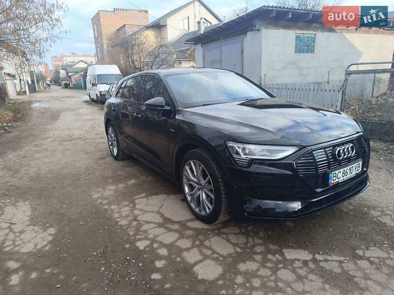 Внедорожник / Кроссовер Audi e-tron 2019 в Львове
