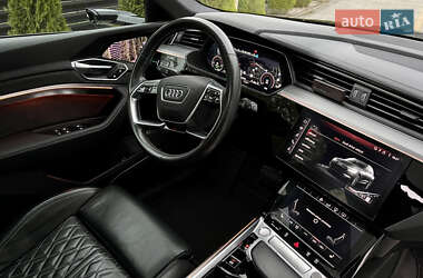 Audi e-tron 2019