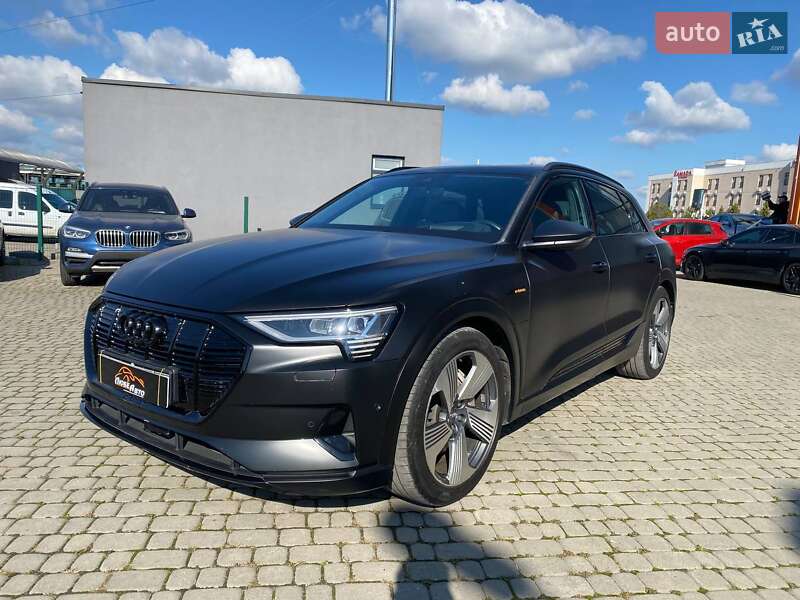 Внедорожник / Кроссовер Audi e-tron 2019 в Львове