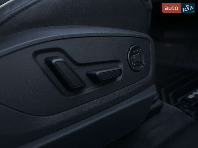 Позашляховик / Кросовер Audi e-tron 2021 в Мукачевому