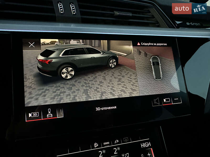 Позашляховик / Кросовер Audi e-tron 2021 в Мукачевому