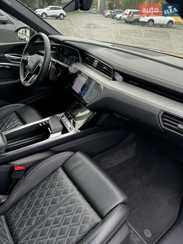 Внедорожник / Кроссовер Audi e-tron 2021 в Луцке