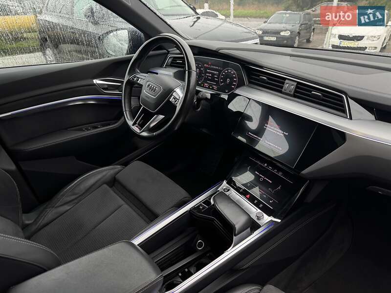 Внедорожник / Кроссовер Audi e-tron 2021 в Черновцах
