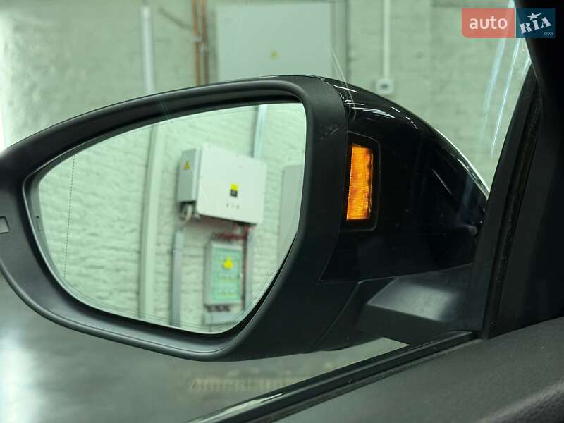 Внедорожник / Кроссовер Audi e-tron 2021 в Луцке