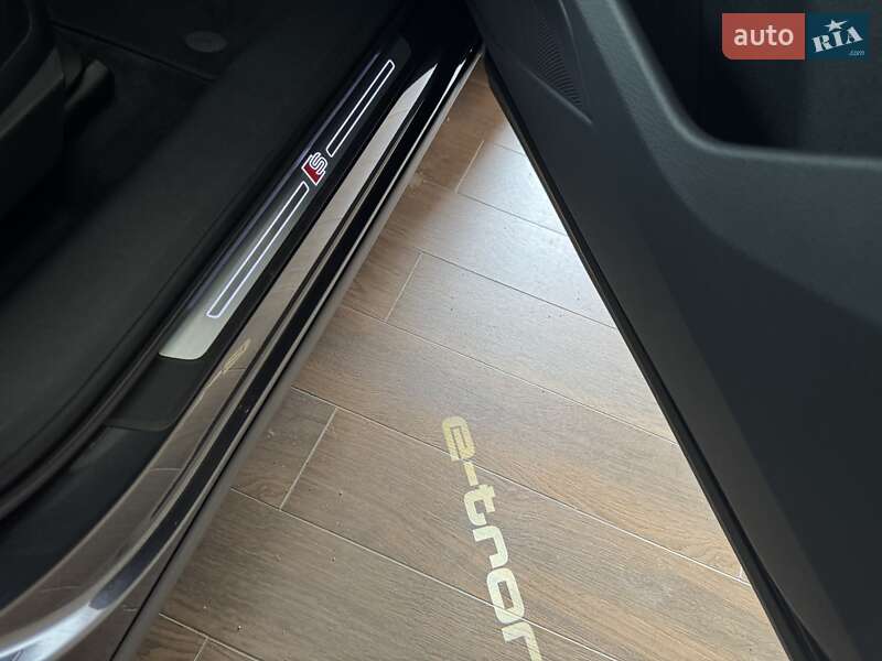 Внедорожник / Кроссовер Audi e-tron 2022 в Луцке