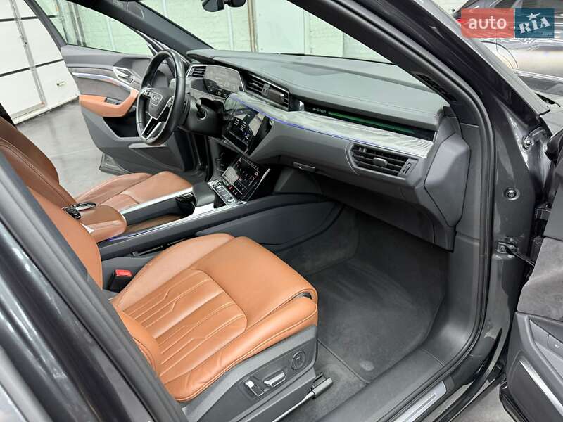 Внедорожник / Кроссовер Audi e-tron 2021 в Луцке