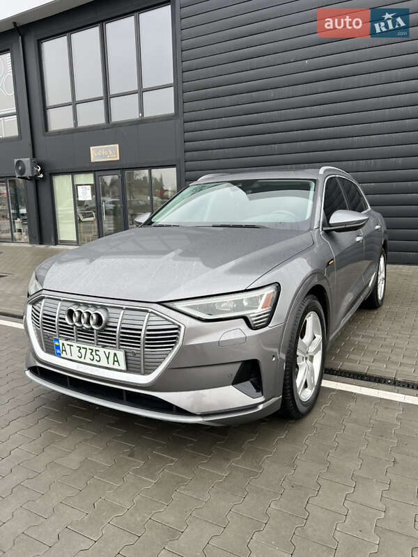 Позашляховик / Кросовер Audi e-tron 2019 в Снятині фото 5 Позашляховик / Кросовер Audi e-tron 2019 в Снятині