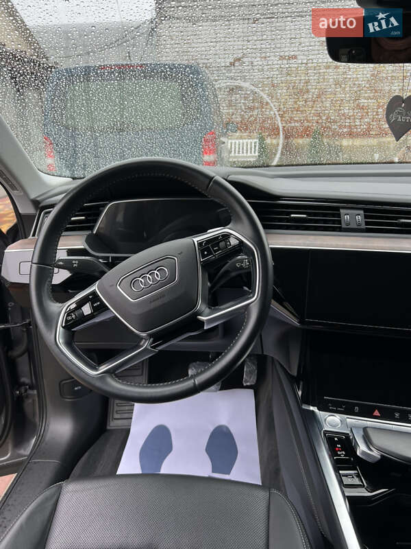Позашляховик / Кросовер Audi e-tron 2019 в Снятині фото 19 Позашляховик / Кросовер Audi e-tron 2019 в Снятині