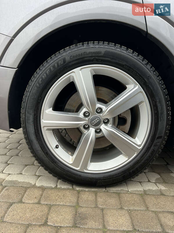 Позашляховик / Кросовер Audi e-tron 2019 в Снятині фото 29 Позашляховик / Кросовер Audi e-tron 2019 в Снятині