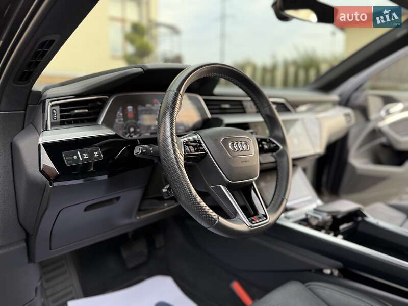 Внедорожник / Кроссовер Audi e-tron 2022 в Дрогобыче фото 32 Внедорожник / Кроссовер Audi e-tron 2022 в Дрогобыче