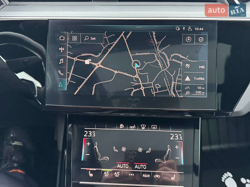 Позашляховик / Кросовер Audi e-tron 2019 в Чернівцях