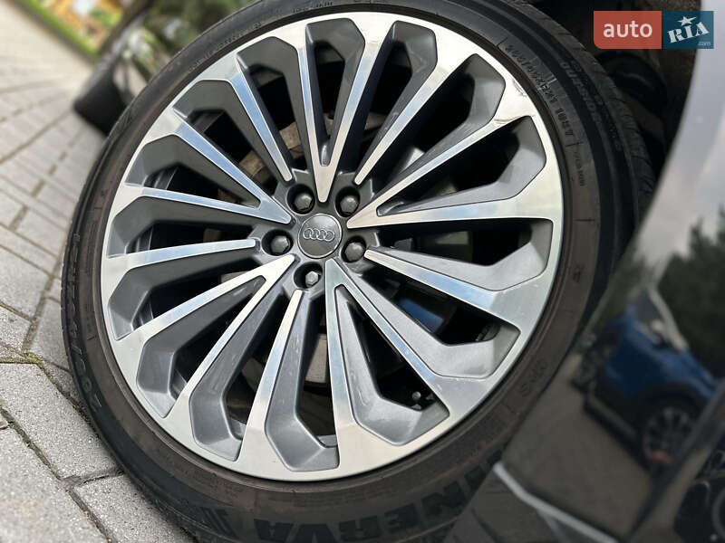 Внедорожник / Кроссовер Audi e-tron 2019 в Львове