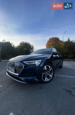 Audi e-tron 2021
