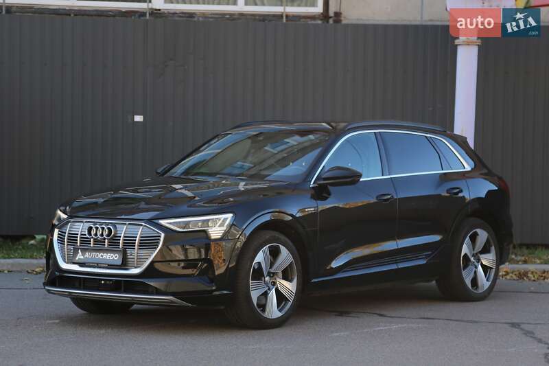Позашляховик / Кросовер Audi e-tron 2019 в Києві