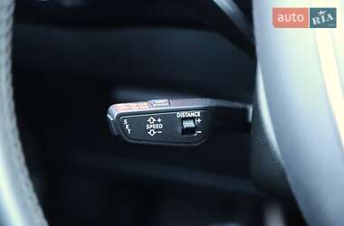 Внедорожник / Кроссовер Audi e-tron 2019 в 